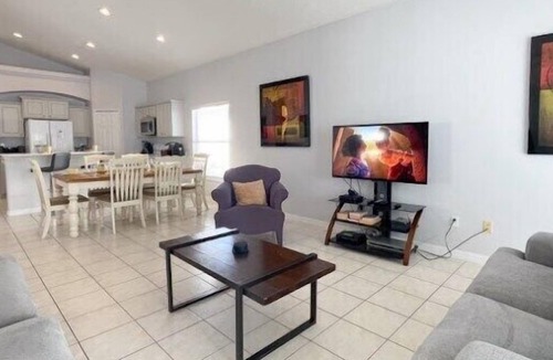 Four Corners House | Spacious Villa with Pool, spa & Game Room