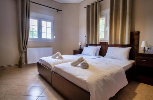 Kalambaka Hotel | Spilaio at Meteora