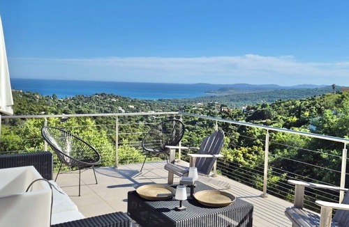 La Croix-Valmer Villa | Splendid sea view villa, quiet heated pool near St-Tropez, beaches.