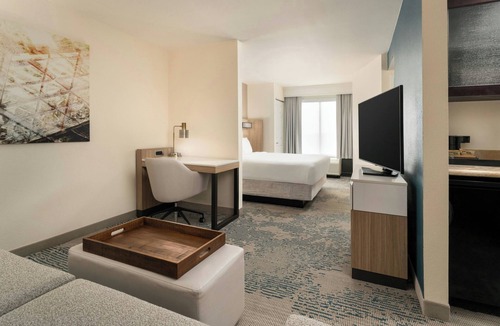 Westshore Hotel | SpringHill Suites by Marriott Tampa Westshore Airport