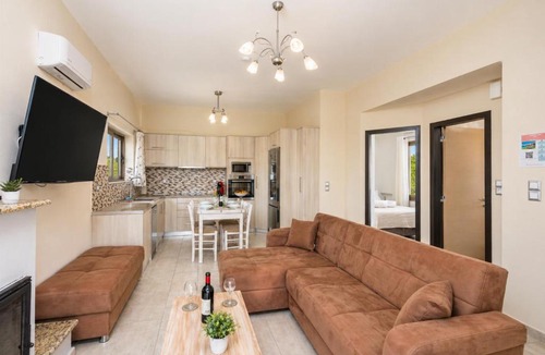 Roumeli Villa | Stefania Villa Dio