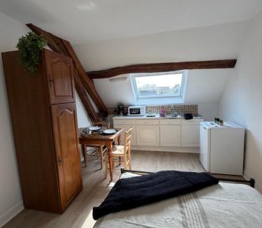 Dompierre-sur-Besbre Apartment | Studio 16 proche du PAL