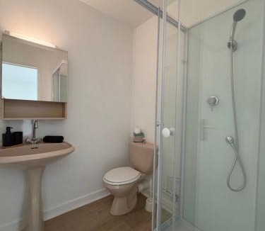 Dompierre-sur-Besbre Apartment | Studio 16 proche du PAL