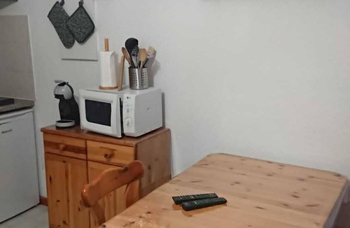 Station de Drouzin le Mont Apartment | Studio 4 to 5 pers, "Le pied des pistes" with mountain view balcony