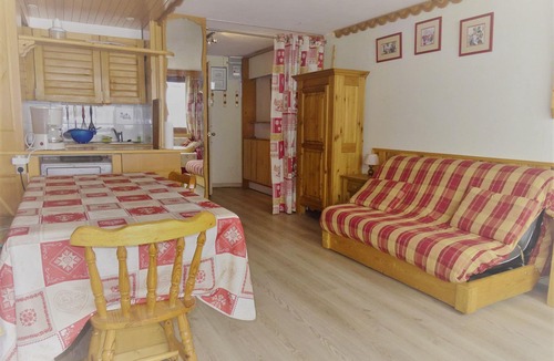 Tignes le Lac Apartment | Studio 5 people Tignes, south balcony, pets allowed