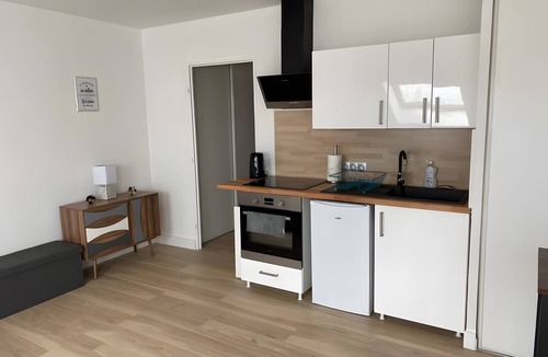 Thonon-les-Bains Apartment | Studio Apartment 'Des Arts - Centre Ville' with Wi-Fi