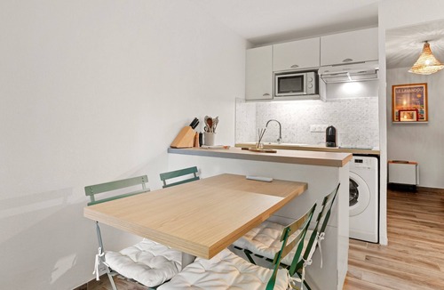 Cavaliere Apartment | Studio Apartment 'Appartement Le Lavandou - Cavalière' with Private Terrace and Air Conditioning