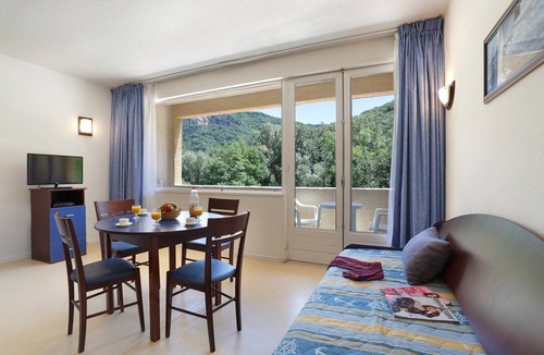 Vallon-Pont-d'Arc Apartment | Studio avec Terrasse ! Ia Vue sur l'Ardèche