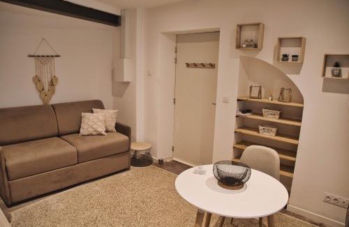Beaucaire Apartment | Studio bohème au centre Historique Beaucaire Cocoon 1