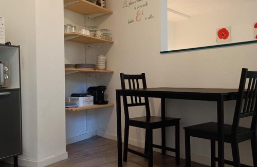 Bourbon-l'Archambault Apartment | Studio Bourbon