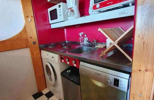 Arc-2000 Apartment | Studio cabine rénové 30m², Les Arcs 2000, capacité 4 personnes, balcon - FR-1-346-574