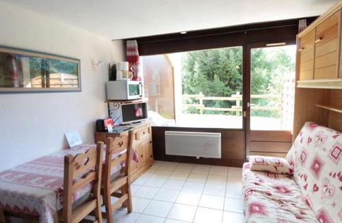 Les Carroz-d'Araches Apartment | Studio charmant 4 pers, centre village, proche pistes et commerces - FR-1-572-122