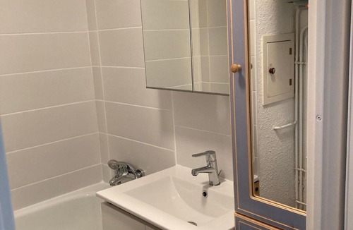 Le Pleynet Apartment | Studio confortable au pied des pistes - Pleynet - FR-1-557A-26
