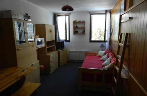 Le Pleynet Apartment | Studio cosy au Pleynet, à 300m des pistes, animaux admis - FR-1-557A-41