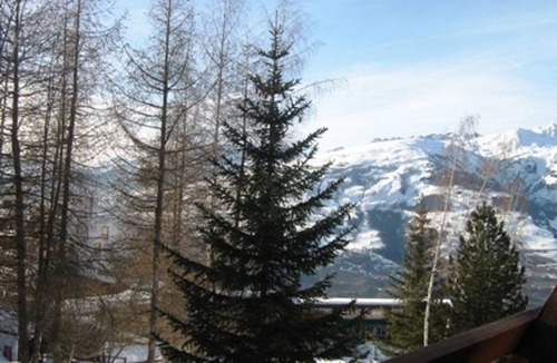 Arc-1600 Apartment | Studio for 3 at Arc 1600, south-facing balcony, ski-in/ski-out, WiFi