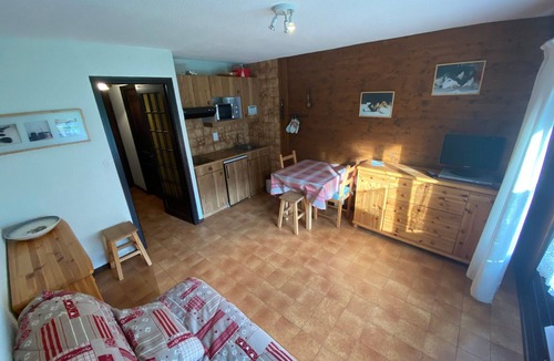 La Chapelle-d'Abondance Apartment | Studio near slopes with balcony!