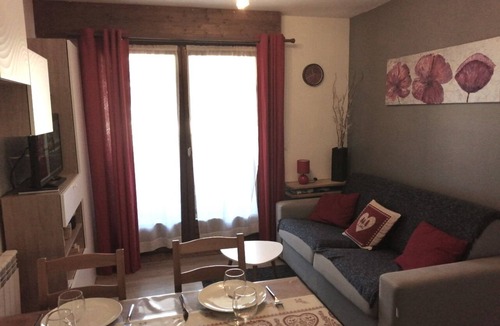 Les Contamines-Montjoie Apartment | Studio sleeps 4, 400 m from cable car