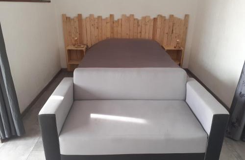 Greoux-les-Bains Apartment | Studio greoux les bains