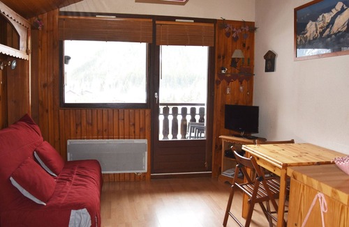 Pralognan-la-Vanoise Apartment | Studio in Pralognan with sunny balcony for 4 people