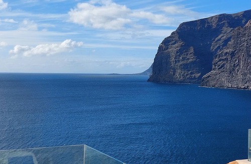 Los Gigantes Apartment | Studio in Los Gigantes with large terrace and wonderful views