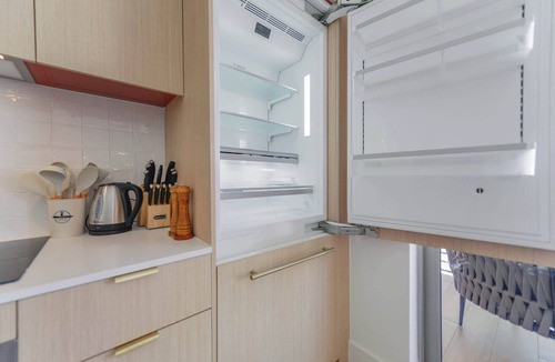 Midtown Apartment | Studio in Midtown | Standard Miami - Pool & Gym