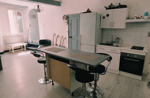 Camps-la-Source Apartment | Studio in the heart of Provence