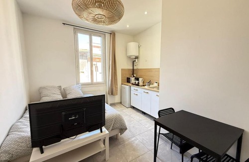 Parilly Apartment | Studio Lune New & Cozy - Centre Vénissieux