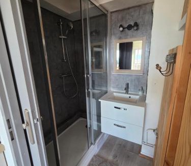 Frontignan Apartment | Studio plage Parenthèse et douceur