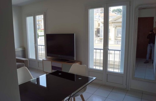 Le Suquet Apartment | Studio Refait à Neuf au Centre de Cannes