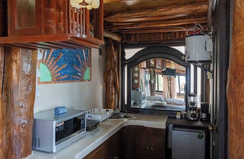 La Gloria Apartment | Studio + Rooftop Sea Views | Isla Mujeres