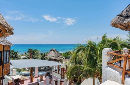 La Gloria Apartment | Studio + Rooftop Sea Views | Isla Mujeres