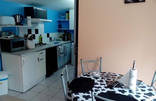 Creuzier-le-Vieux Apartment | Studio Vichy- Creuzier le Vieux, quiet environment