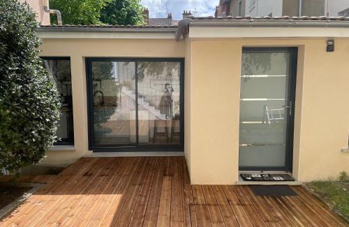 Quartier de France Apartment | Studio Vichy Marol