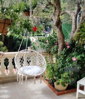 Menton Apartment | Studio Villa la Cigale avec grande Terrasse