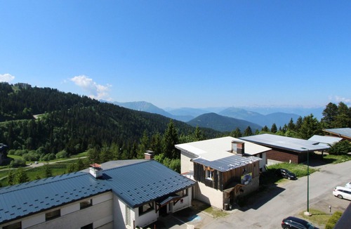 Chamrousse Apartment | Stunning 3-room apartment on top floor in Chamrousse