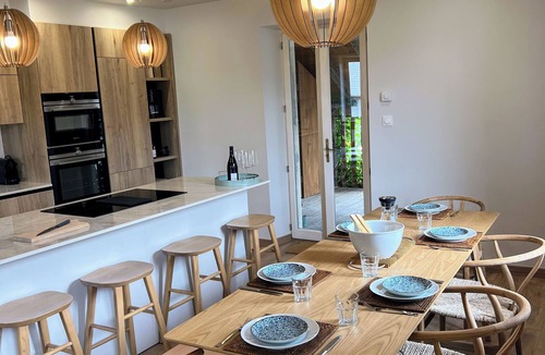 Samoens Ski Chalet | Stunning 4-bedroom chalet in charming Samoëns with WiFi