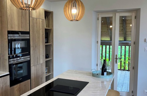 Samoens Ski Chalet | Stunning 4-bedroom chalet in charming Samoëns with WiFi