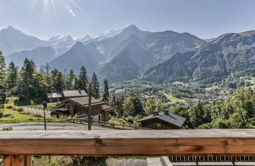 Les Houches Ski Chalet | Stunning brand new three bedroom chalet in an amazing location