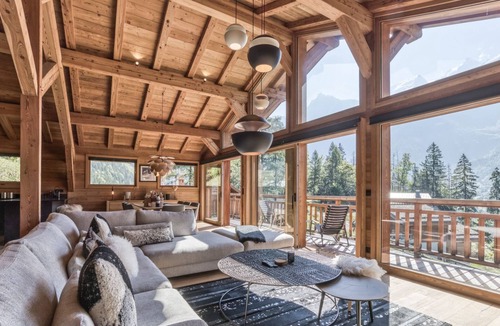Les Houches Ski Chalet | Stunning brand new three bedroom chalet in an amazing location