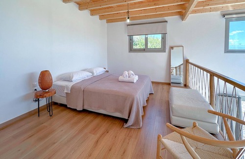 Evrostina House | Stunning home in Xylokastro with house a mountain view