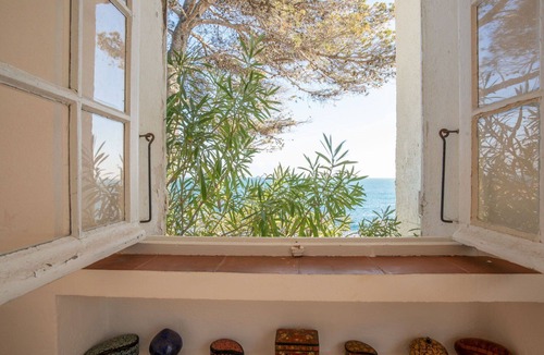 Antheor House | Stunning private villa for 8 people with A/C, WIFI, TV and terrace