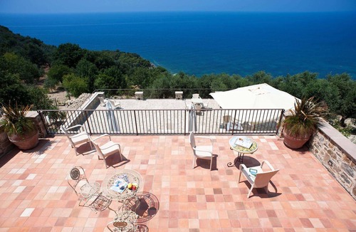 San Marco di Castellabate Villa | Stunning private villa for 18 people with WIFI, A/C, private pool, TV and terrace