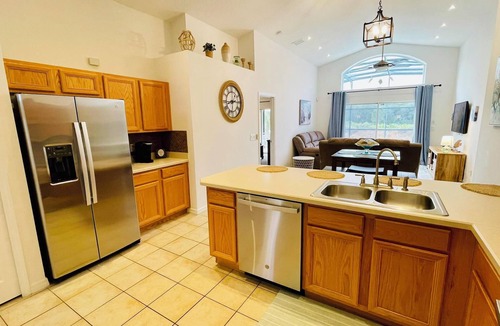 Calabay Parc House | Stunning South facing vacation home w/pool & spa!