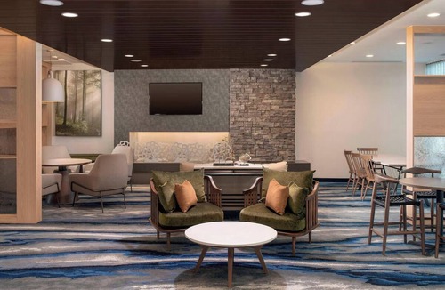 Doral Hotel | Stylish 3 Rooms Perfect for Business | Free Hot Breakfast