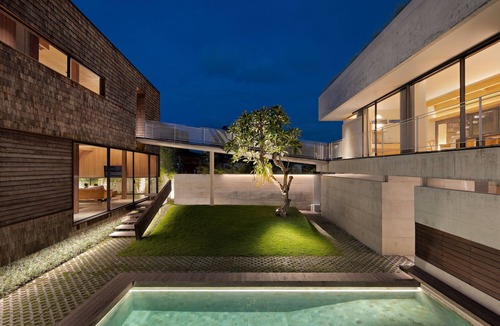 Pererenan Villa | Stylish 3BR Villa Tana Takah w/Pool & Sky Bridge