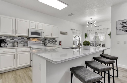 Kissimmee Villa | Stylish and Cozy Pool Home near Disney in a Gated Community