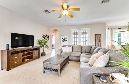 Campbell House | Stylish Kissimmee Home with Patio - Near Disney!
