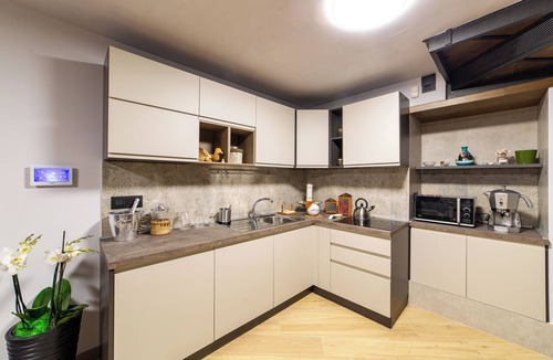 Cava de' Tirreni Apartment | Suite 012 Aparment