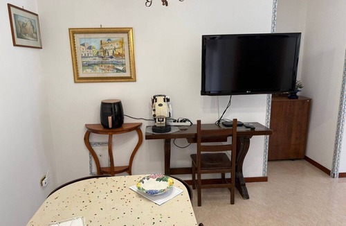 Licola Apartment | Suite Ermosa: Apartment with Private Garden, Wi-Fi, and Air Conditioning