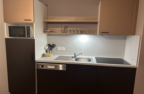 Chatel-Guyon Apartment | Suite in Premier Thermal Spa Resort